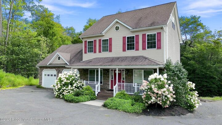 Property Photo:  368 Jubilee Road  PA 18424 