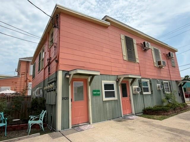 Property Photo:  2328 Avenue P 1/2  TX 77550 
