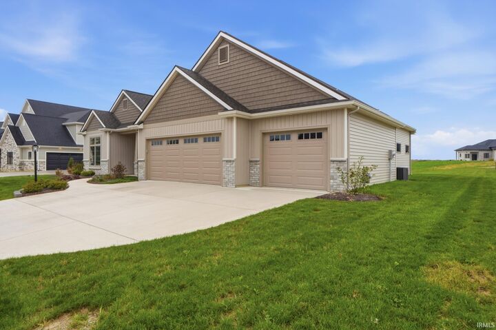 Property Photo: 10620 Chestnut Creek Boulevard IN 46814