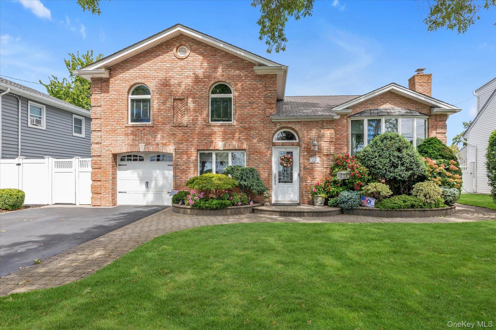 Property Photo: 2781 S Saint Marks Avenue NY 11710
