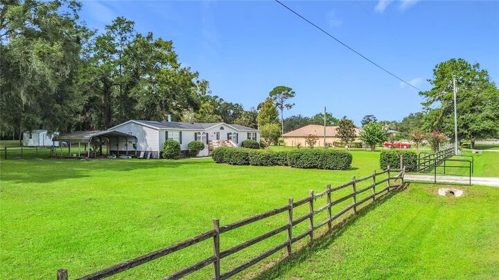 Property Photo:  10838 NW 8th Street  FL 34482 