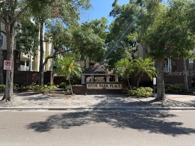 Property Photo:  1000 W Horatio Street 226  FL 33606 