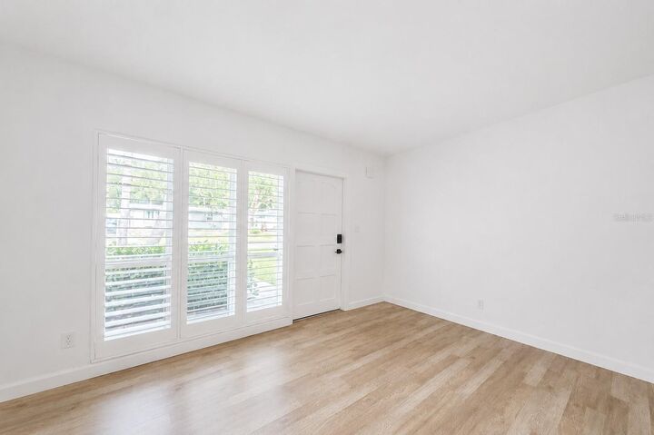 Property Photo: 4261 Porpoise Drive SE FL 33705