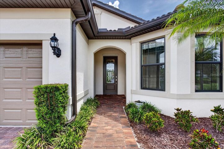 Property Photo: 16723 Blackwater Terrace FL 34202