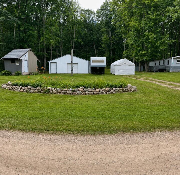 Property Photo: 3935 Lapham Road MI 48625