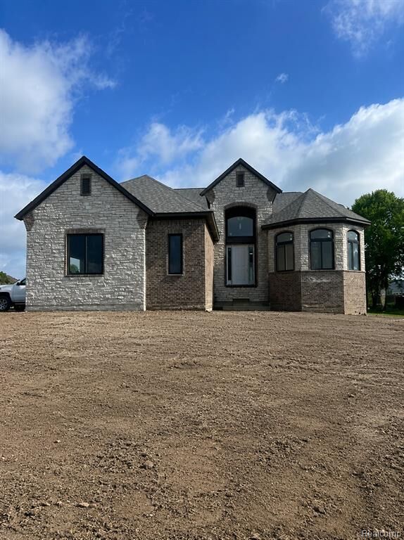 Property Photo: 6831 John R Road MI 48085 1052
