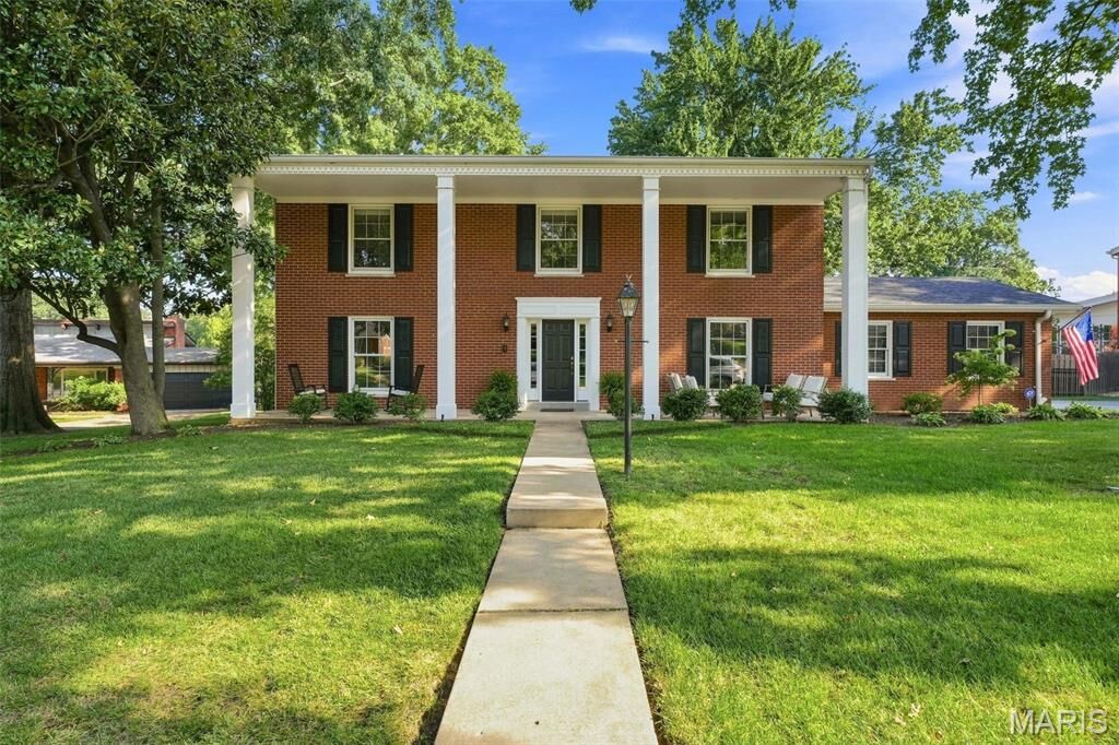 Property Photo: 363 Medina Drive MO 63122