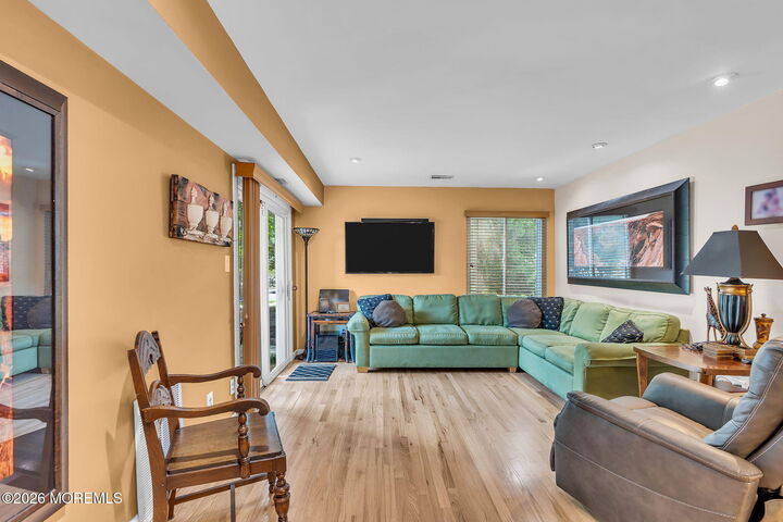 Property Photo: 4 Newport Court NJ 08724