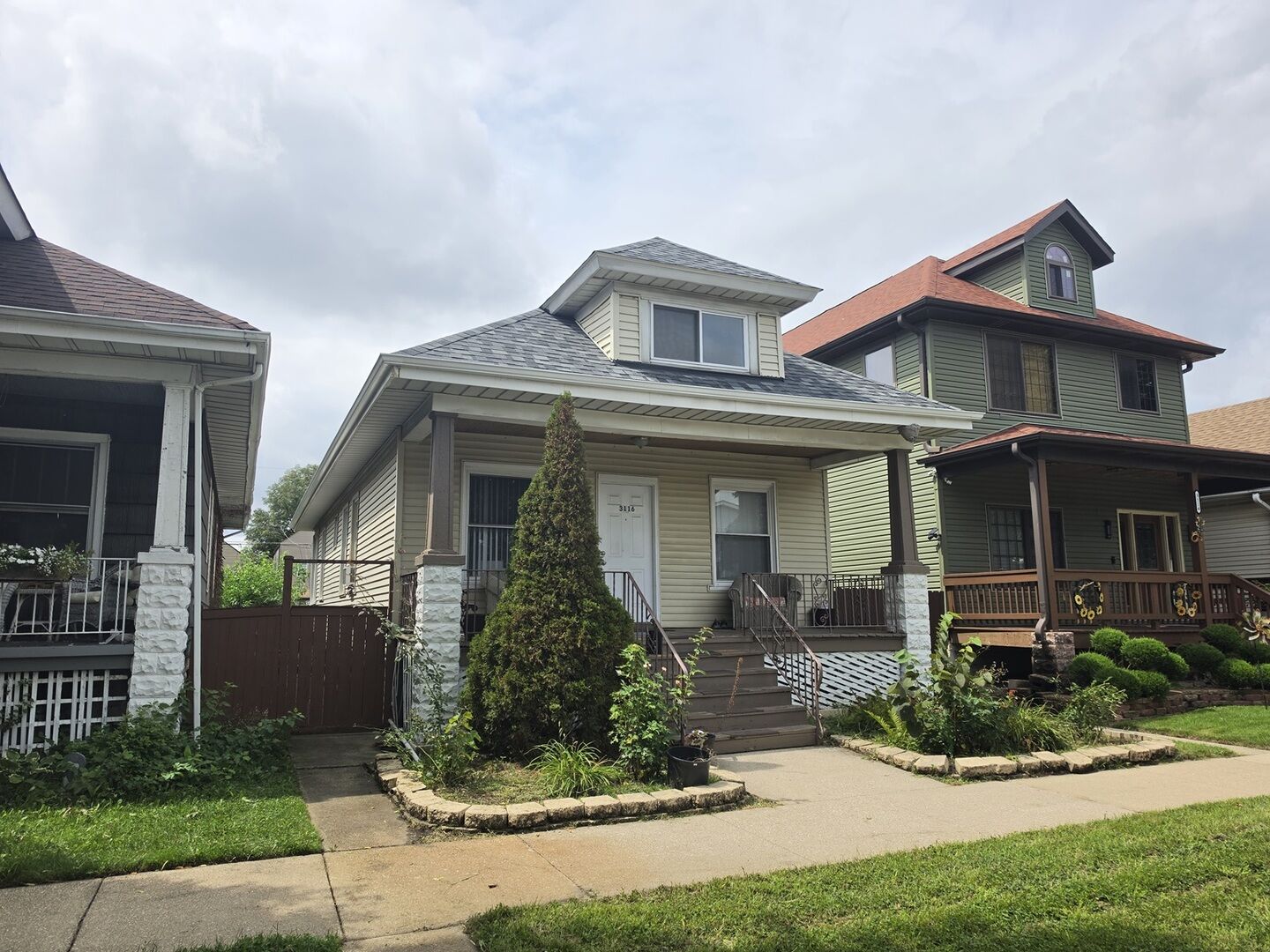 Property Photo:  3116 S 52nd Court  IL 60804 