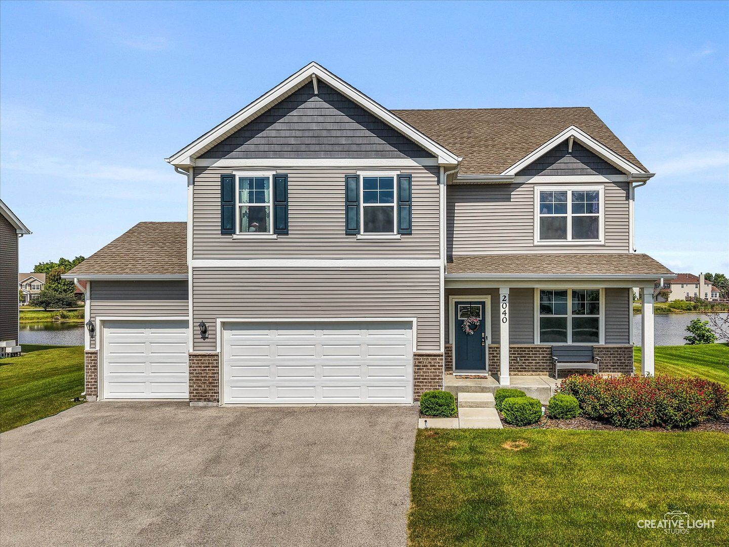 Property Photo:  2040 Legacy Pointe Boulevard  IL 60586 