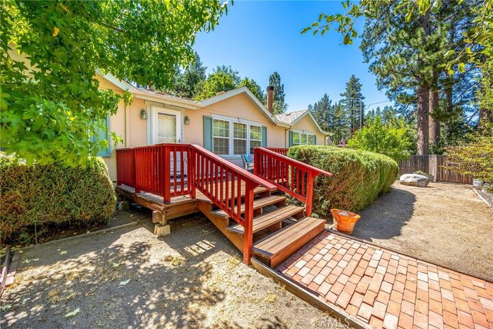 Property Photo:  53435 Idyllbrook Drive  CA 92549 