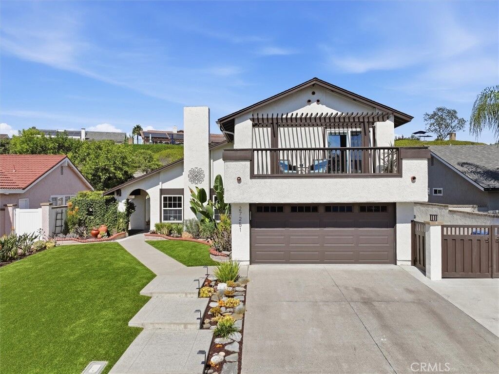 Property Photo:  27251 Via Burgos  CA 92691 