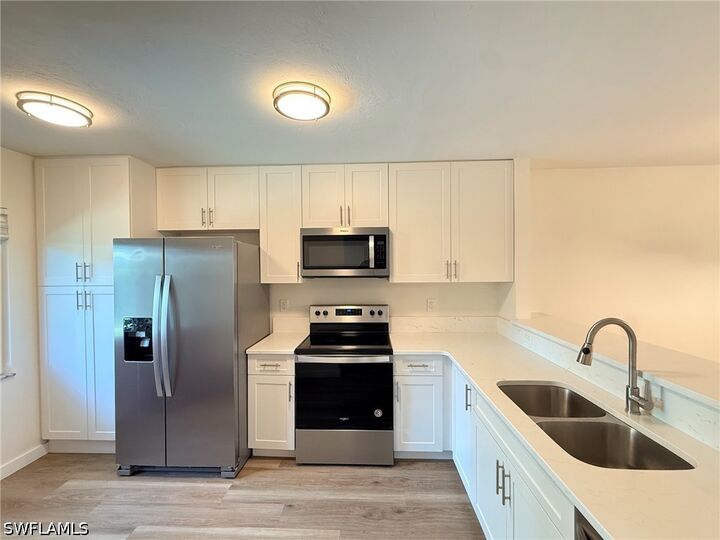 Property Photo: 3491 County Barn Road 103 FL 34112