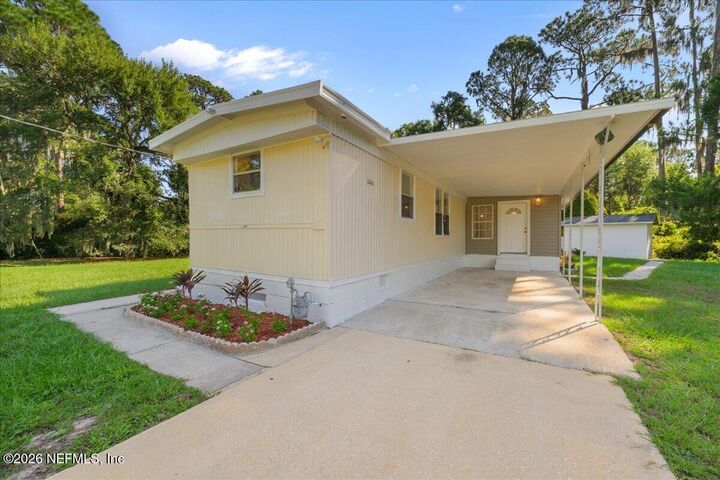 Property Photo:  204 Riviera Drive  FL 32112 