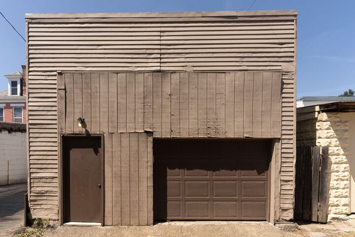 Property Photo: 326 W 11th Street KY 41071