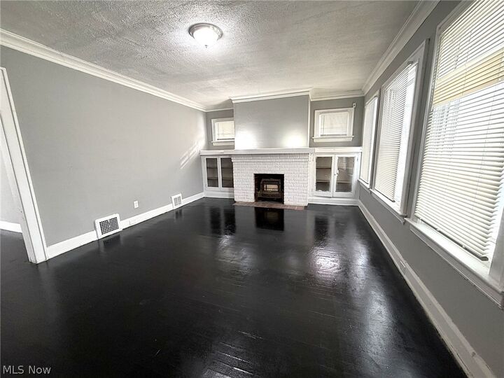 Property Photo:  1887 Lampson Road  OH 44108 