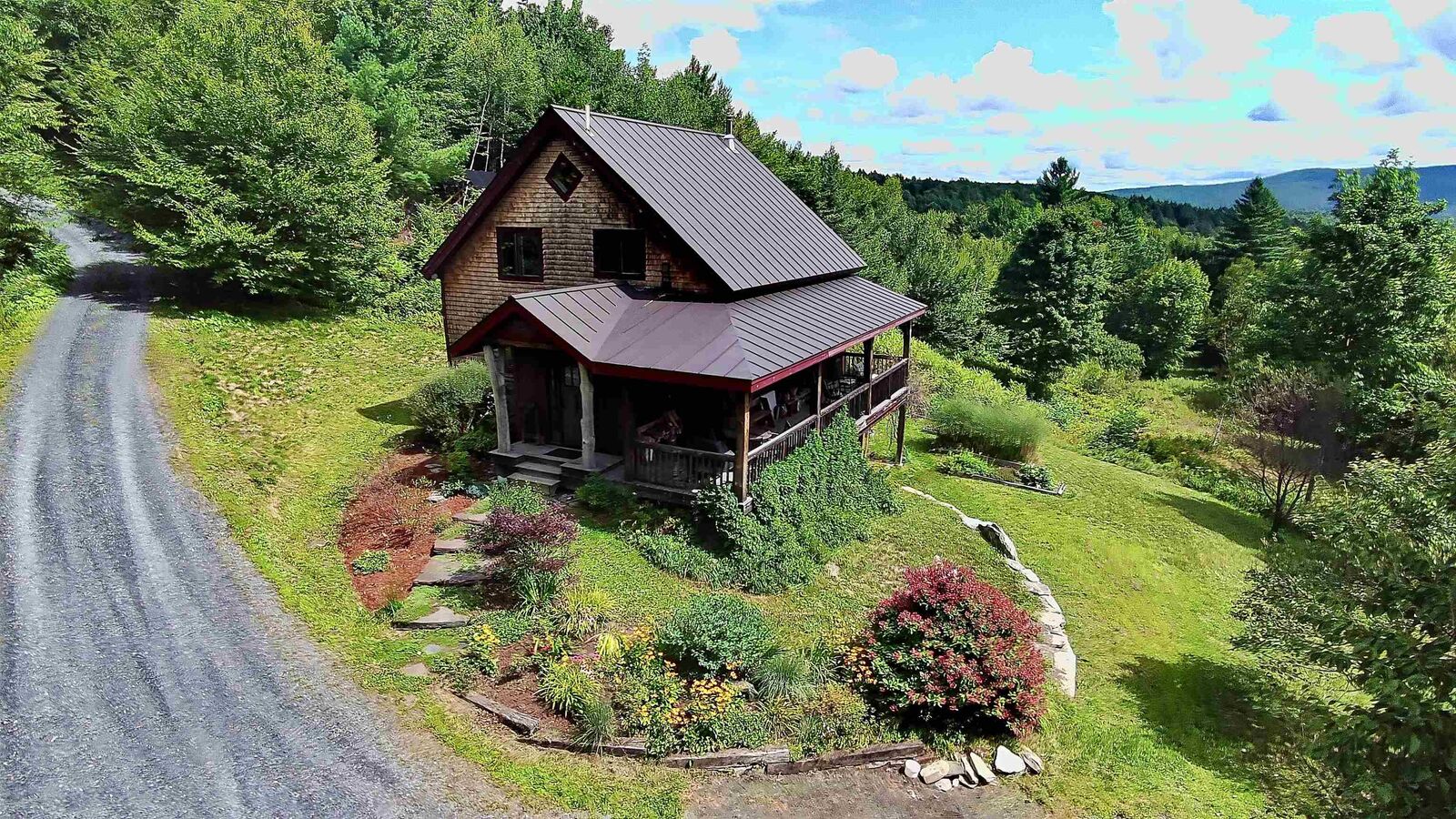 Property Photo:  699 Salaki Road  VT 05660 