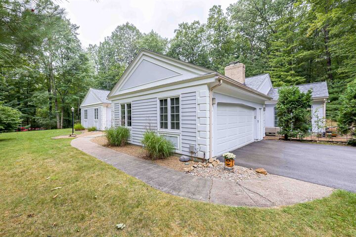 Property Photo: 20 Buttonwood Road NH 03110