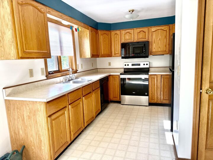 Property Photo: 3173 Hinesburg Road VT 05477
