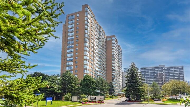 1276 Maple Crossing Boulevard 903 — photo 1