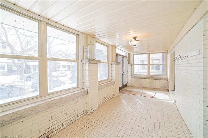 Property Photo:  52 Proctor Boulevard Main  ON L8M 2M4 