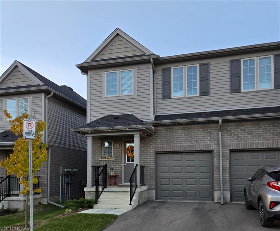 Property Photo:  86 Erbsville Court 24  ON N2T 0C8 