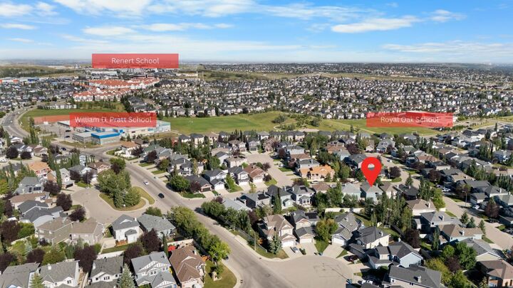 Property Photo:  85 Royal Oak Crescent NW  AB T3G 4Y6 
