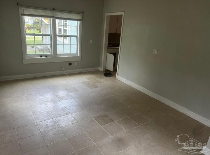 Property Photo:  3701 W Brainerd St A &Amp B  FL 32505 