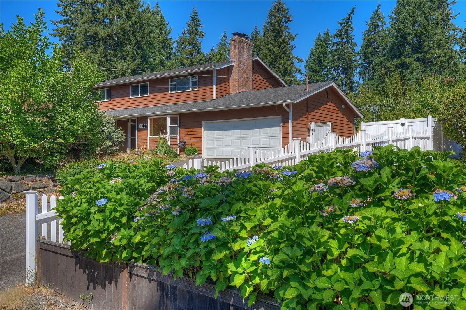Property Photo: 10907 E 151st Street WA 98374