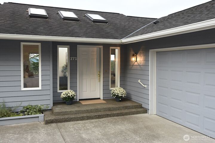 Property Photo:  171 NE Fair Oaks Terrace  WA 98532 