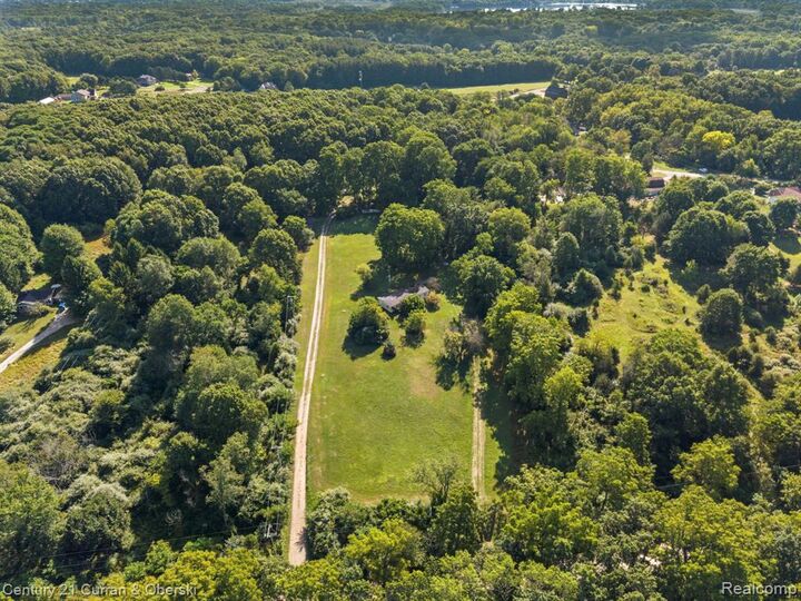 Property Photo:  9202 Scully Road  MI 48189 