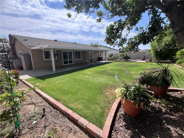 Property Photo:  2620 S Plum Pl  CA 91761 