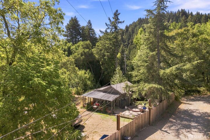 Property Photo:  19295 Raineri Lane  CA 95033 