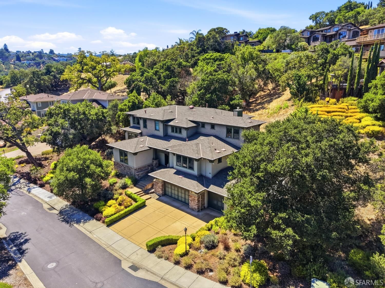 Property Photo:  40 Palomar Oaks Lane  CA 94062 
