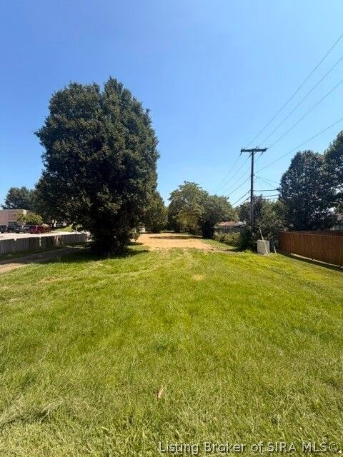 Property Photo:  2206 Green Valley Road  IN 47150 