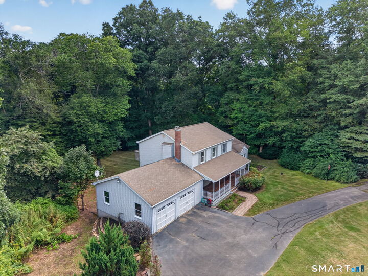 Property Photo:  74 Witch Meadow Road  CT 06420 