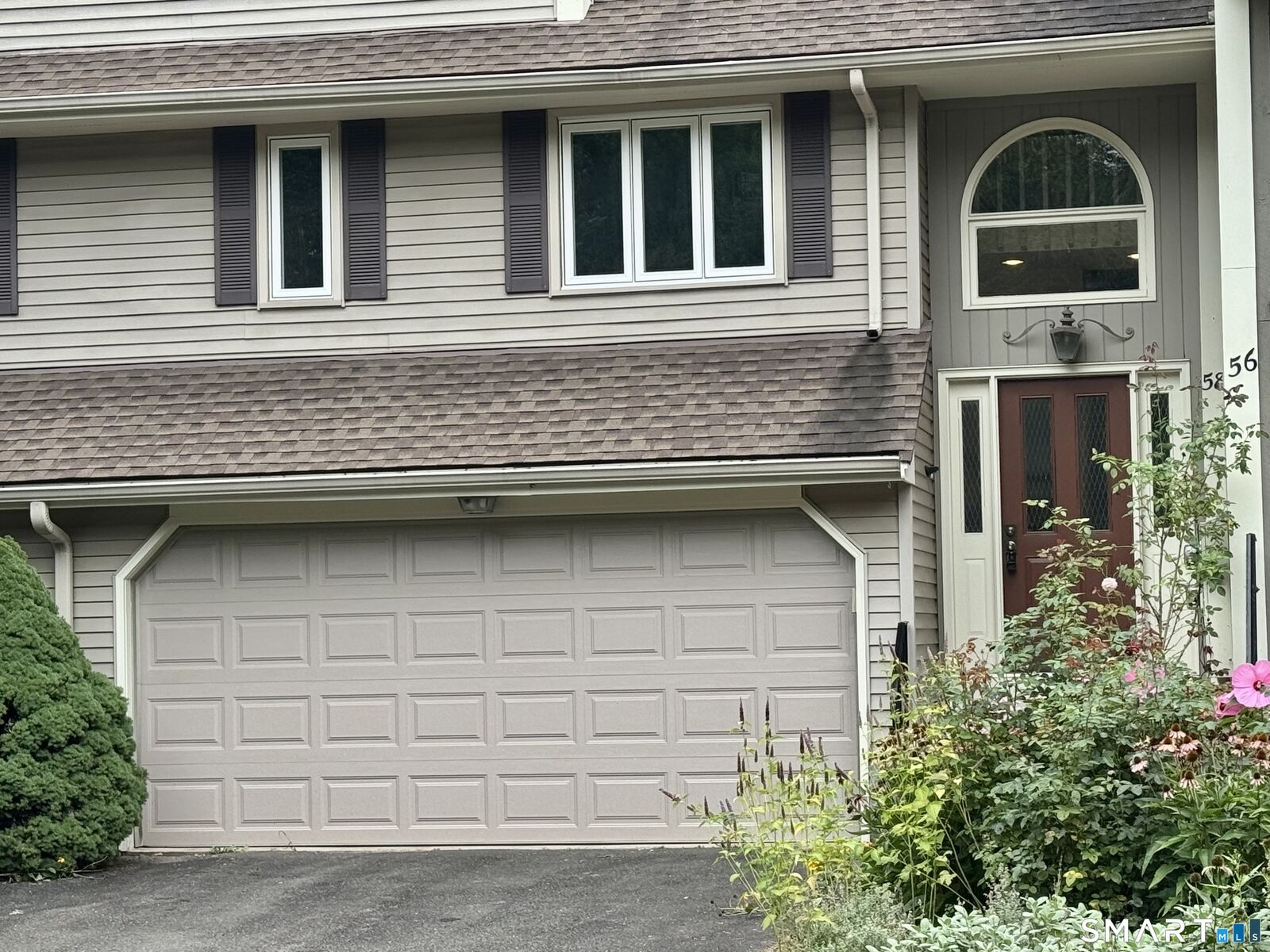 Property Photo:  58 Uplands Way 58  CT 06033 