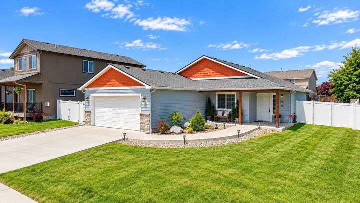 Property Photo:  1609 E Marilyn Cir  WA 99006 