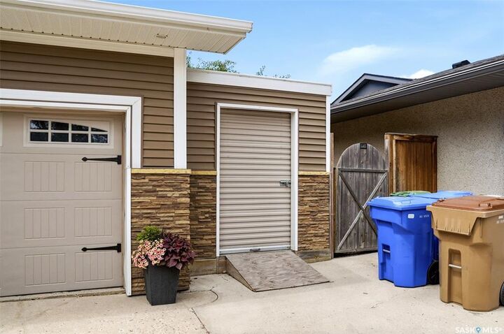 Property Photo: 83 Marquis Crescent SK S4S 6J8