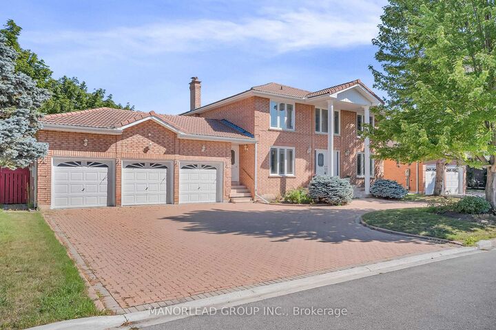 Property Photo: 45 Aitken Circle ON L3R 7L3