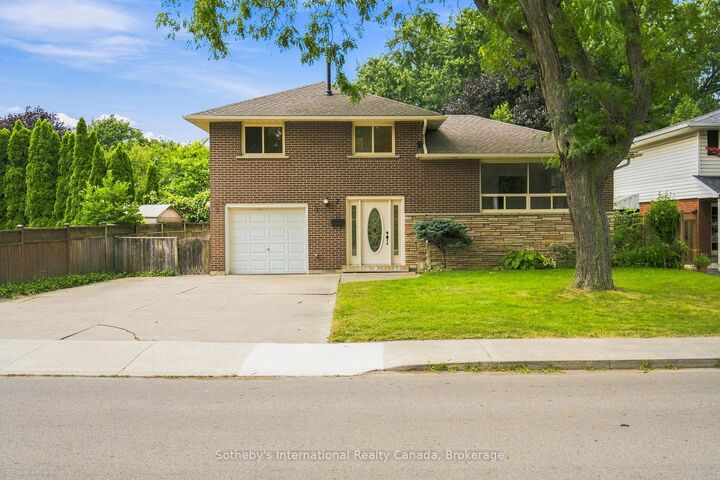 Property Photo:  7 Delmar Drive  ON L9C 1J2 
