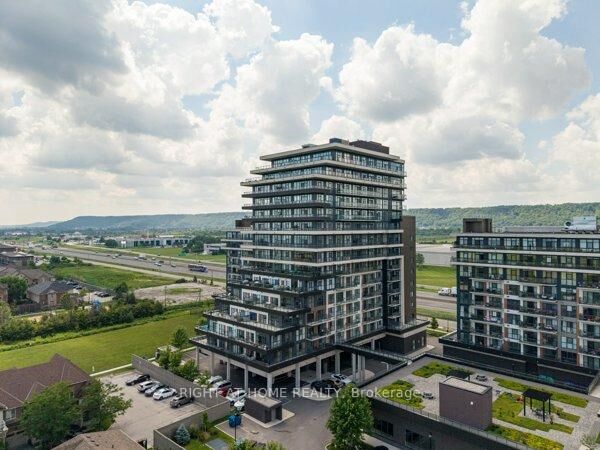 Property Photo:  550 North Service Road 809  ON L3M 0H9 