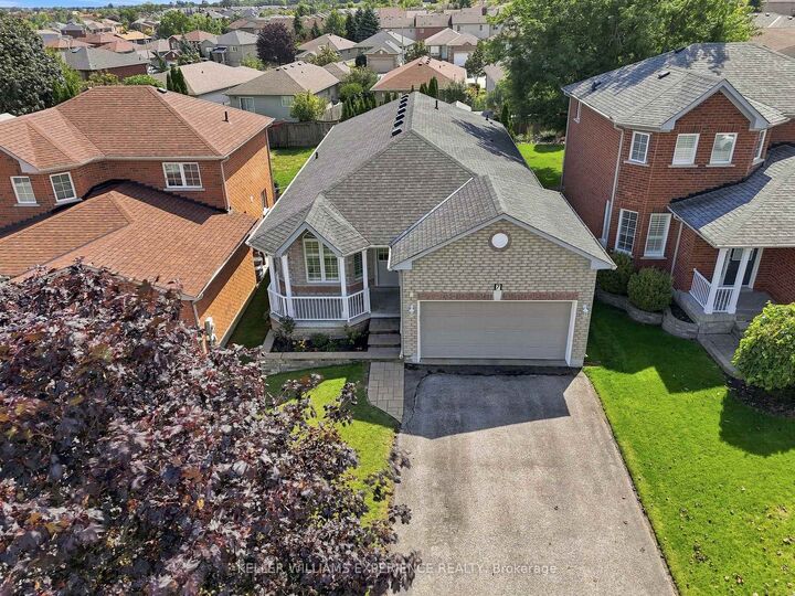 Property Photo: 7 Stanley Street ON L4M 6V2
