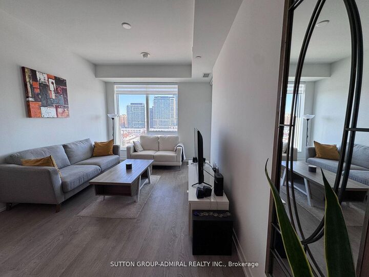 Property Photo:  8868 Yonge Street 1006E  ON L4C 1Z8 