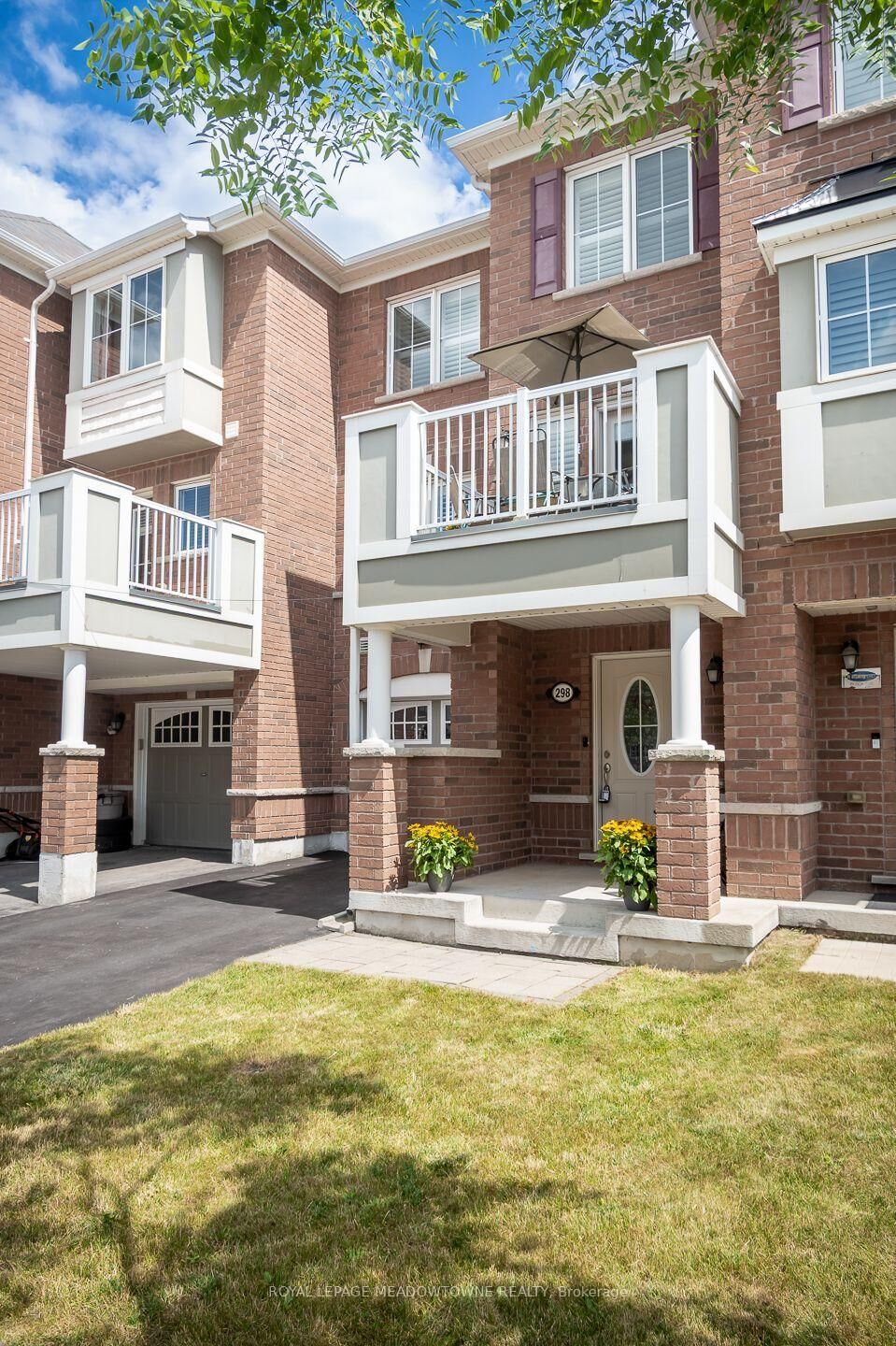 Property Photo: 298 Reis Place ON L9E 0A9