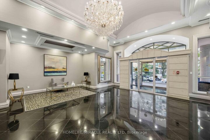 Property Photo: 7 Lorraine Drive 1010 ON M2N 7H2