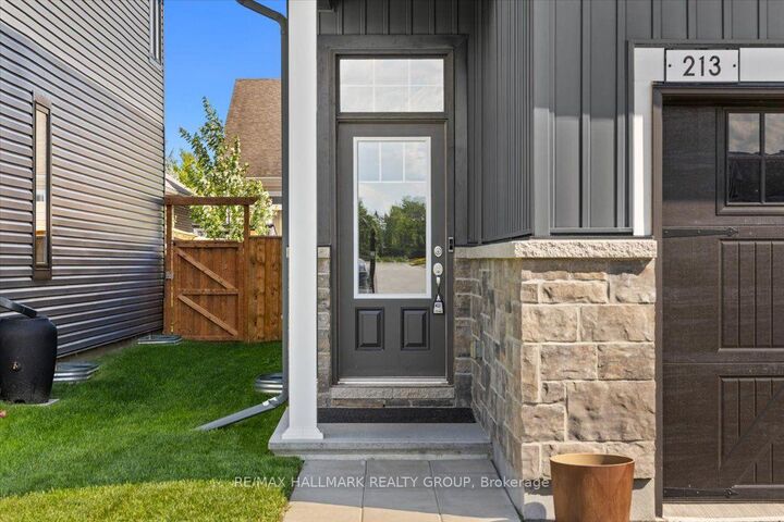 Property Photo:  213 Kinderwood Way  ON K0G 1J0 