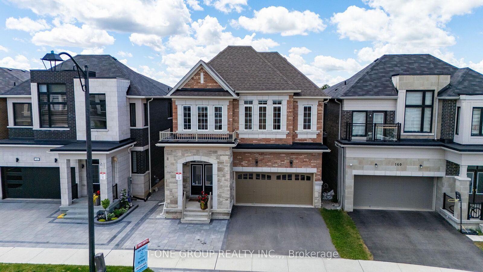 Property Photo: 162 Hartney Drive ON L4S 0L1