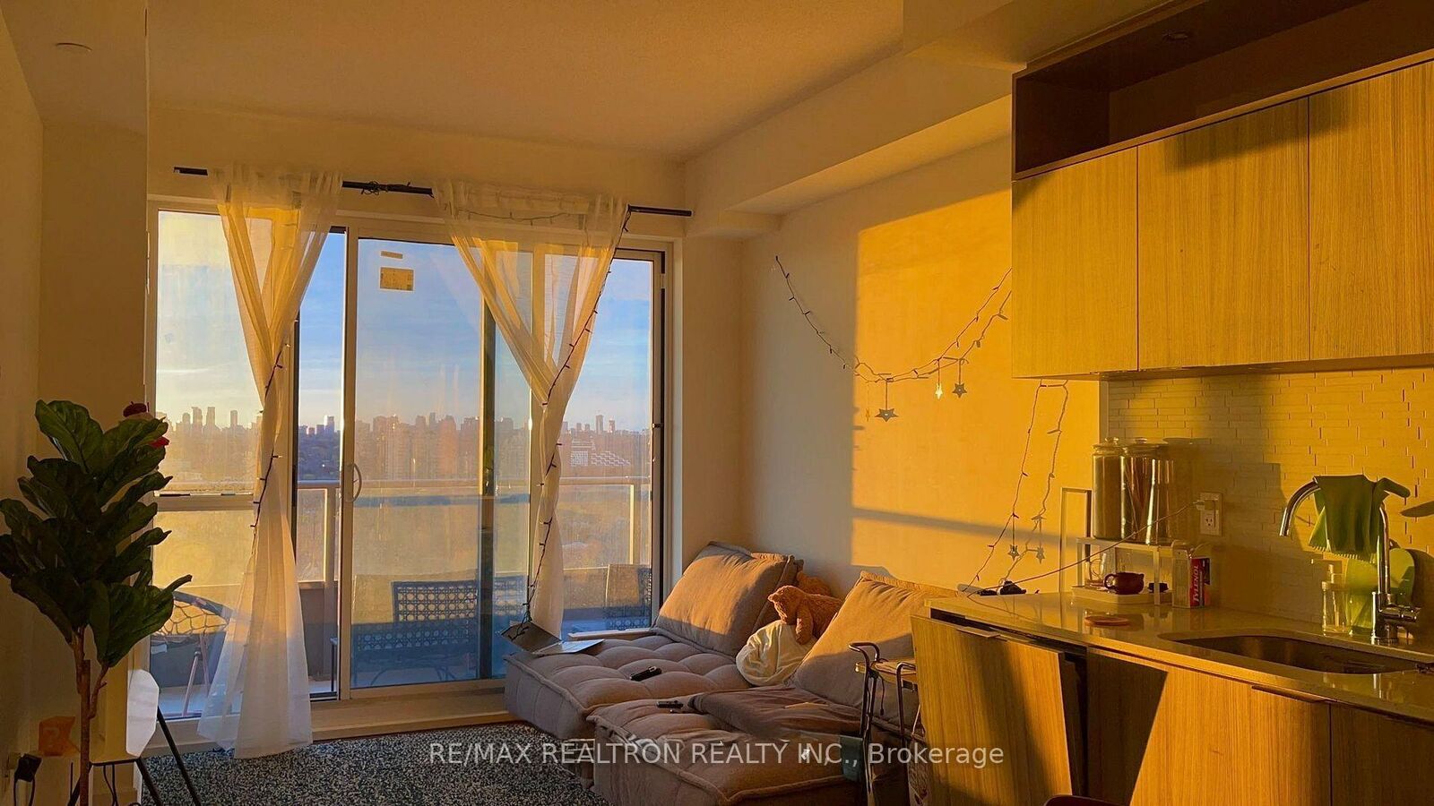 Property Photo:  50 Forest Manor Road 1003  ON M2J 0E3 