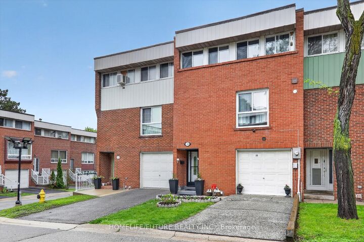 Property Photo: 38 John Cabot Way 70 ON M3N 2T7